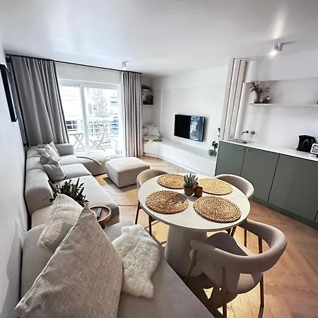 Klein Geluk Te Nieuwpoort. Nieuport